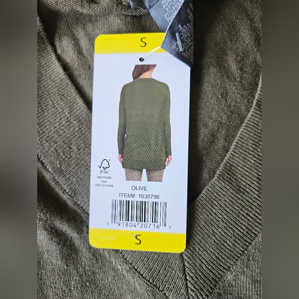 Matty M Sweater - Picture 5 of 6